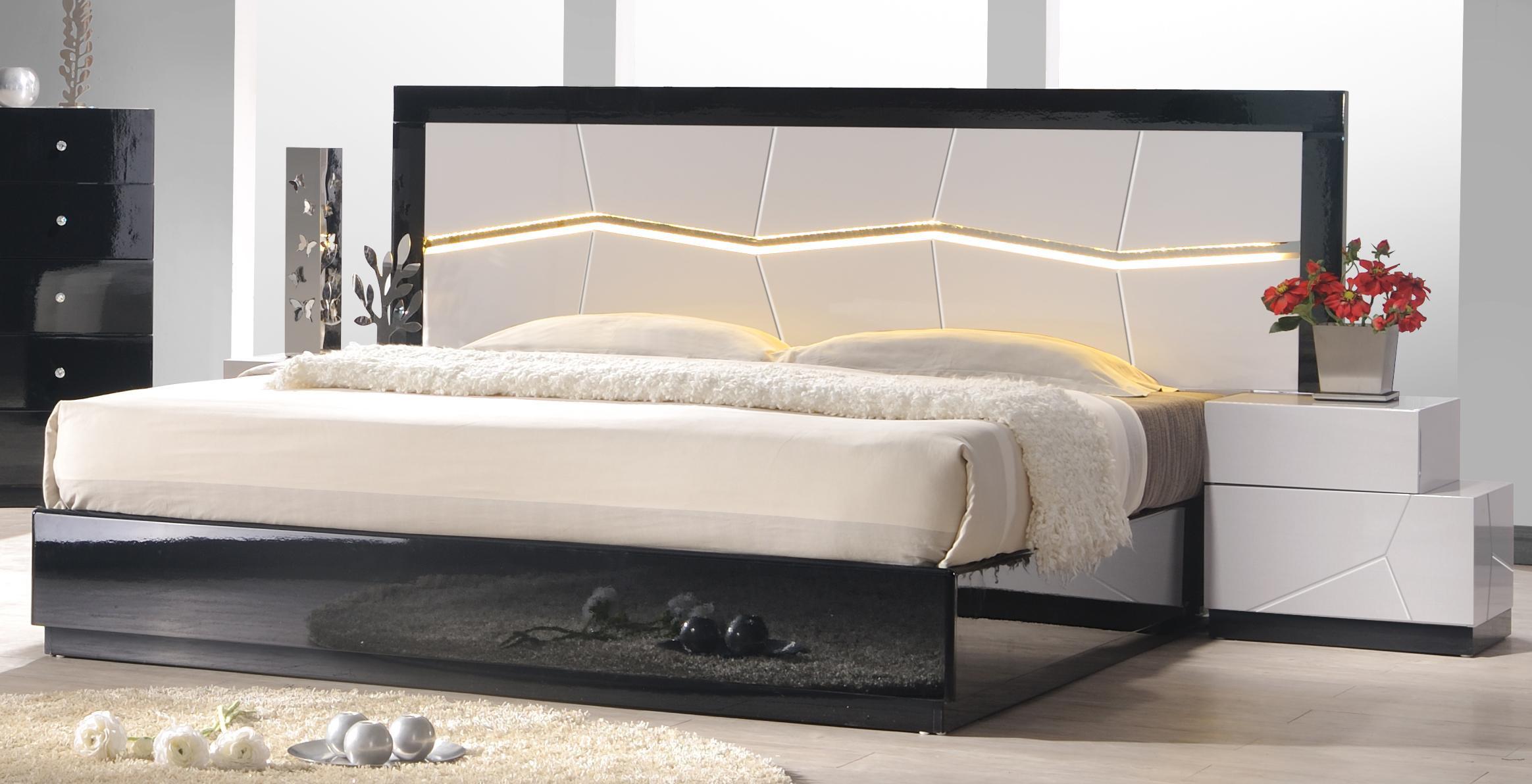 Lighted Headboard Bedroom Set
 LUXOR MODERN QUEEN SIZE GREY BLACK W LED LIGHT BEDROOM