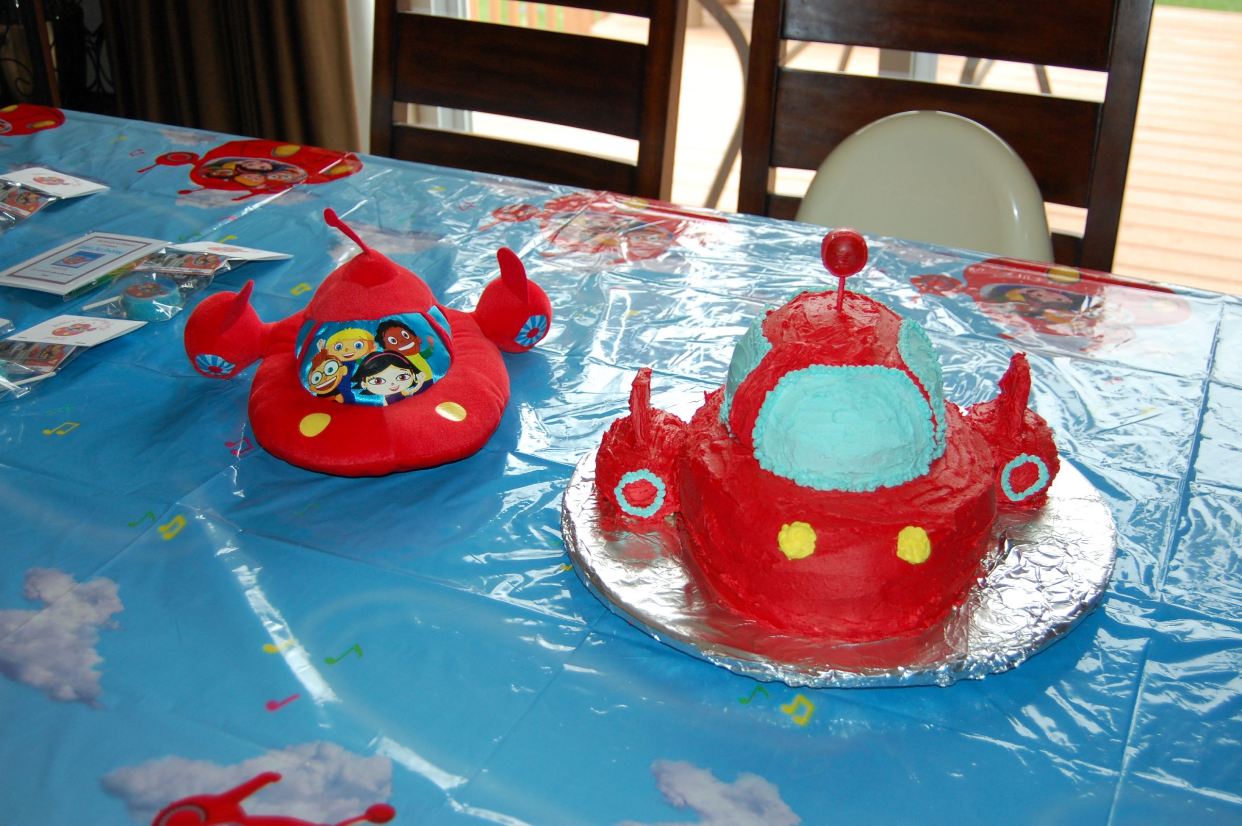 Little Einsteins Birthday Decorations
 Toddler Tuesday Making a Little Einsteins Rocket Cake