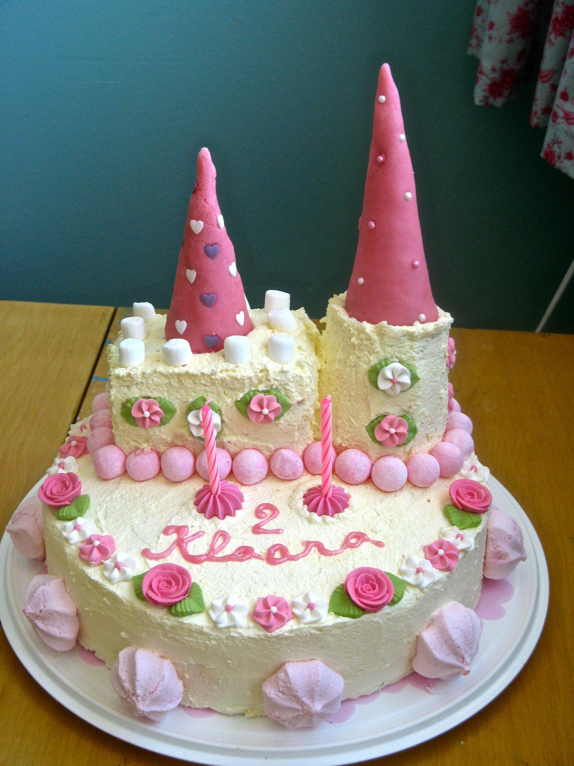 Little Girl 2Nd Birthday Party Ideas
 My little girl s 2nd birthday cake Baked and decorated by