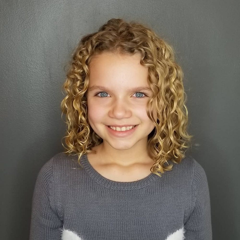 Little Girl Short Curly Hairstyles
 19 Cutest Hairstyles for Curly Hair Girls Little Girls