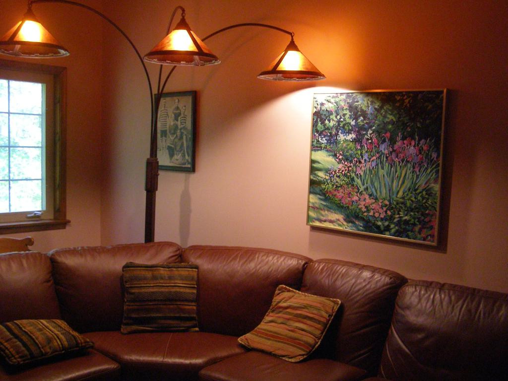 Living Room Lamp
 10 reasons to install Floor lamps in living room