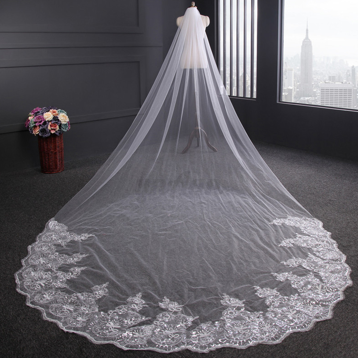 Long Cathedral Wedding Veils
 4m Luxury 1 Tier Cathedral Wedding Lace Sequins Applique