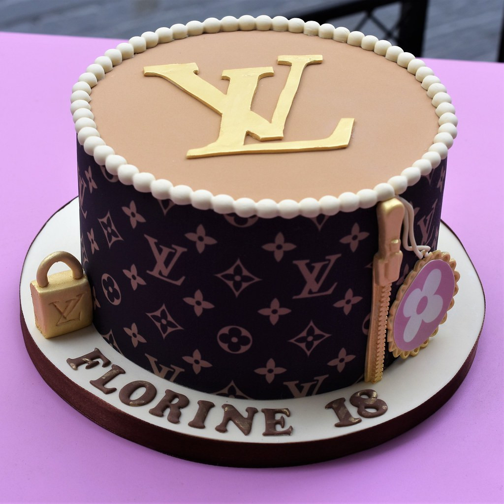 Louis Vuitton Birthday Cake
 Louis Vuitton birthday cake