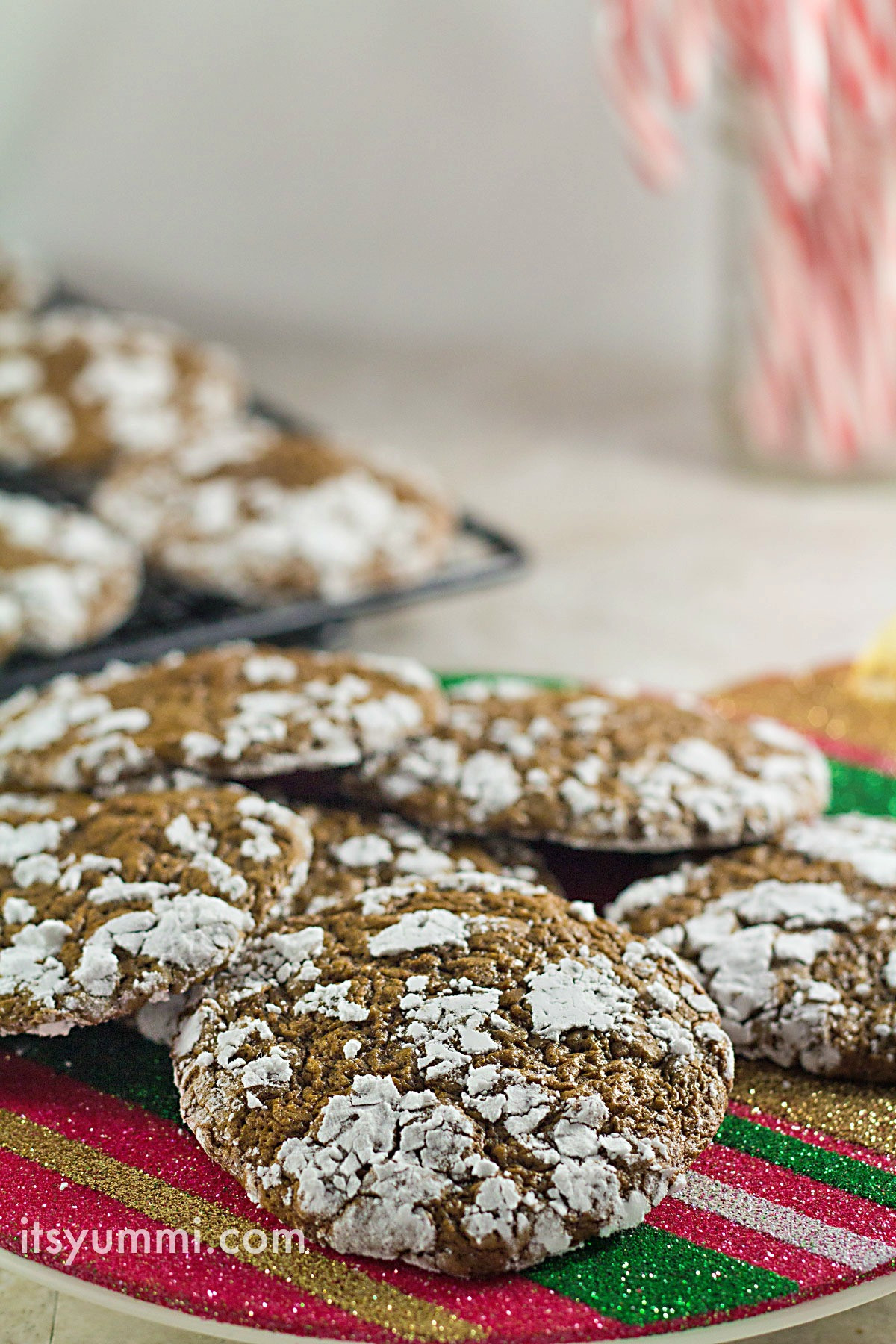 Low Calorie Christmas Cookies
 Holiday Cookie Recipes Low Carb Chocolate Crinkle Cookies