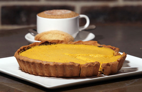 Low Calorie Pumpkin Pie
 Low calorie pumpkin pie with almond milk Recipe