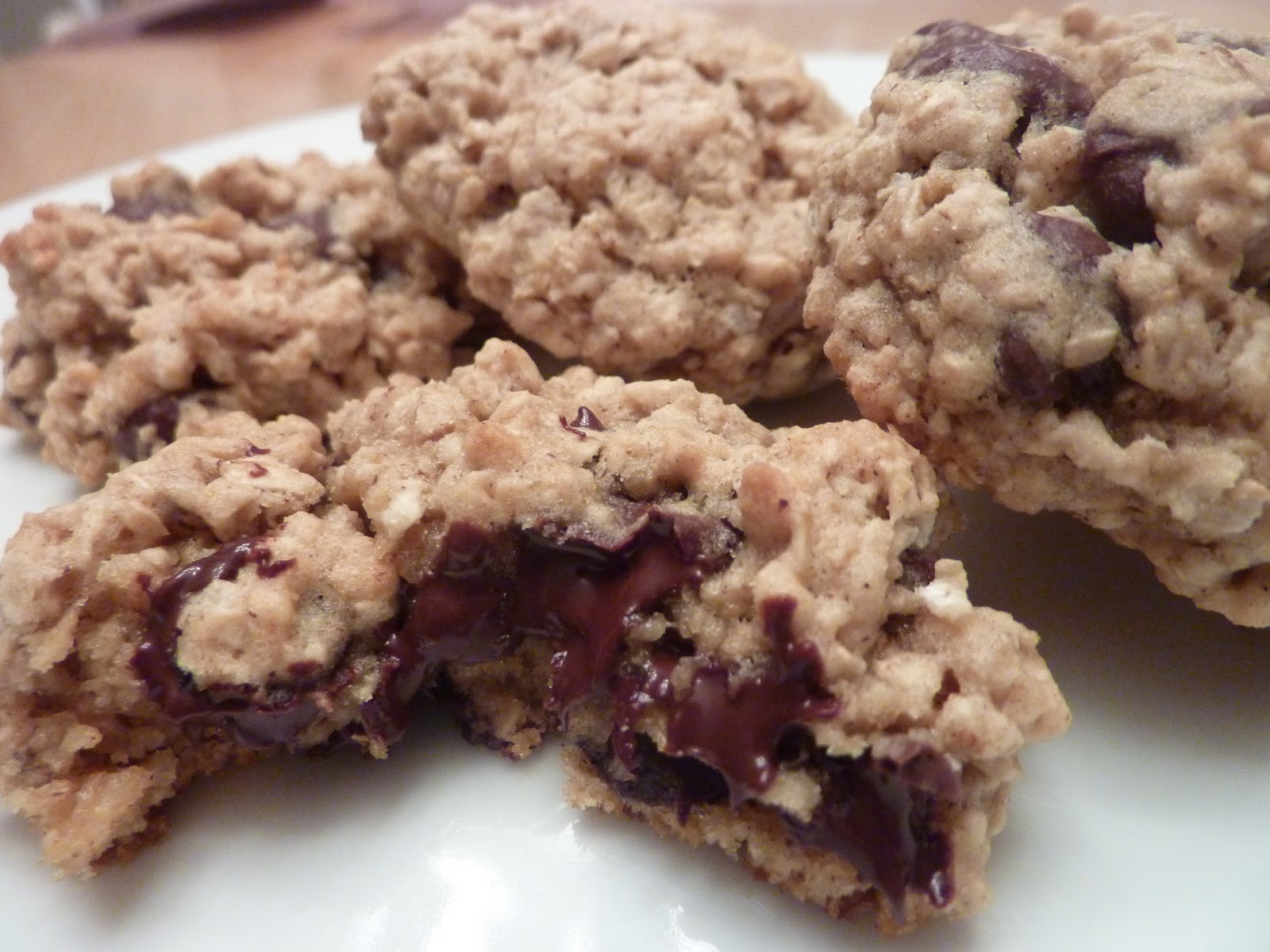 Low Cholesterol Oatmeal Cookies
 Kimmy s Kitchen Low Fat Chewy Chocolate Chip Oatmeal Cookies