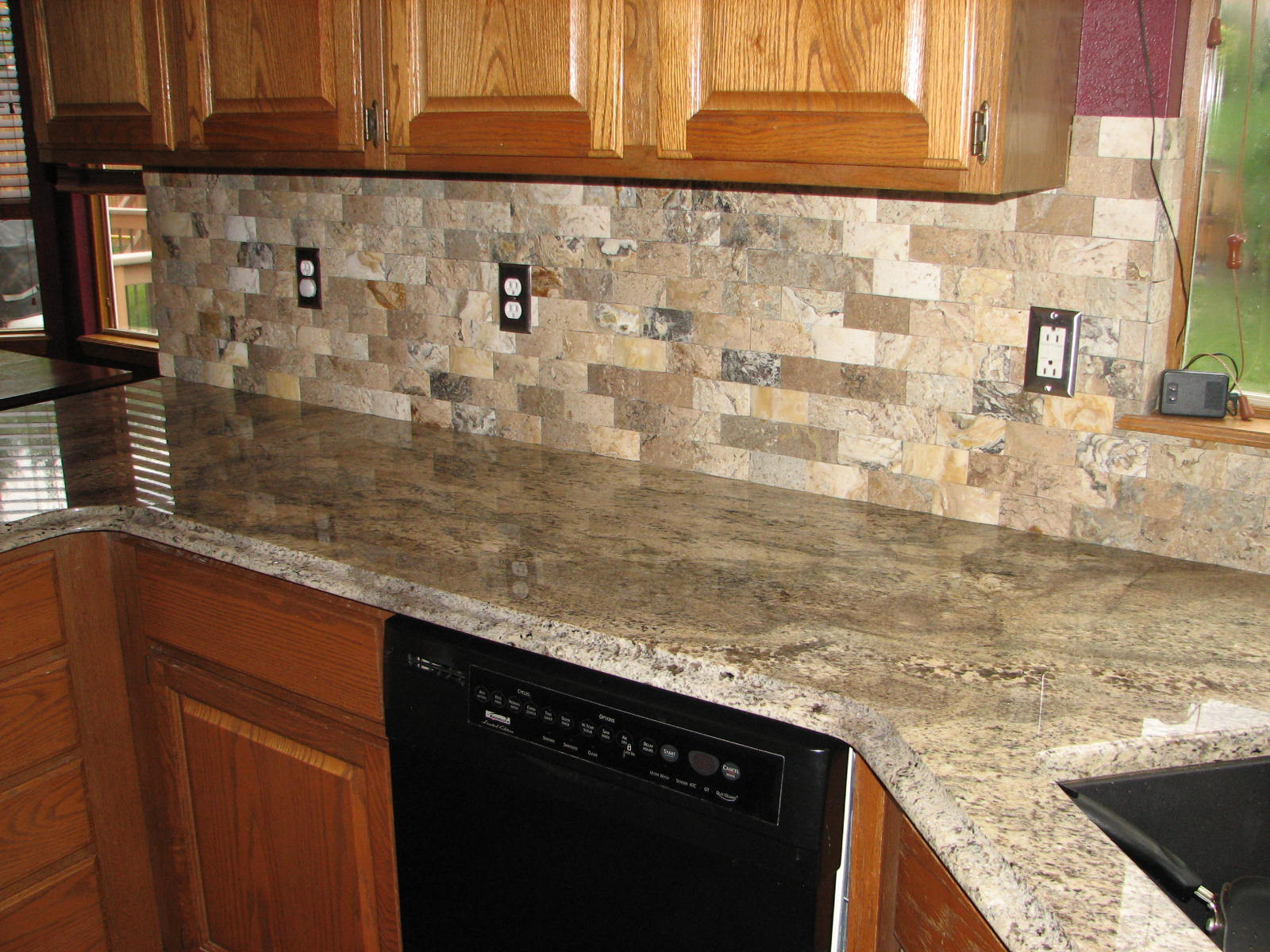 Lowes Kitchen Backsplash Designs
 Kitchen Wonderful Granite Countertops Lowes For Amazing