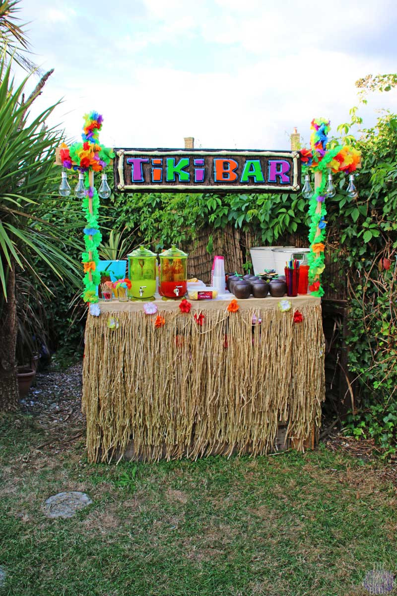 Luau Birthday Party Ideas
 My 40th [Un] Birthday Hawaiian Luau