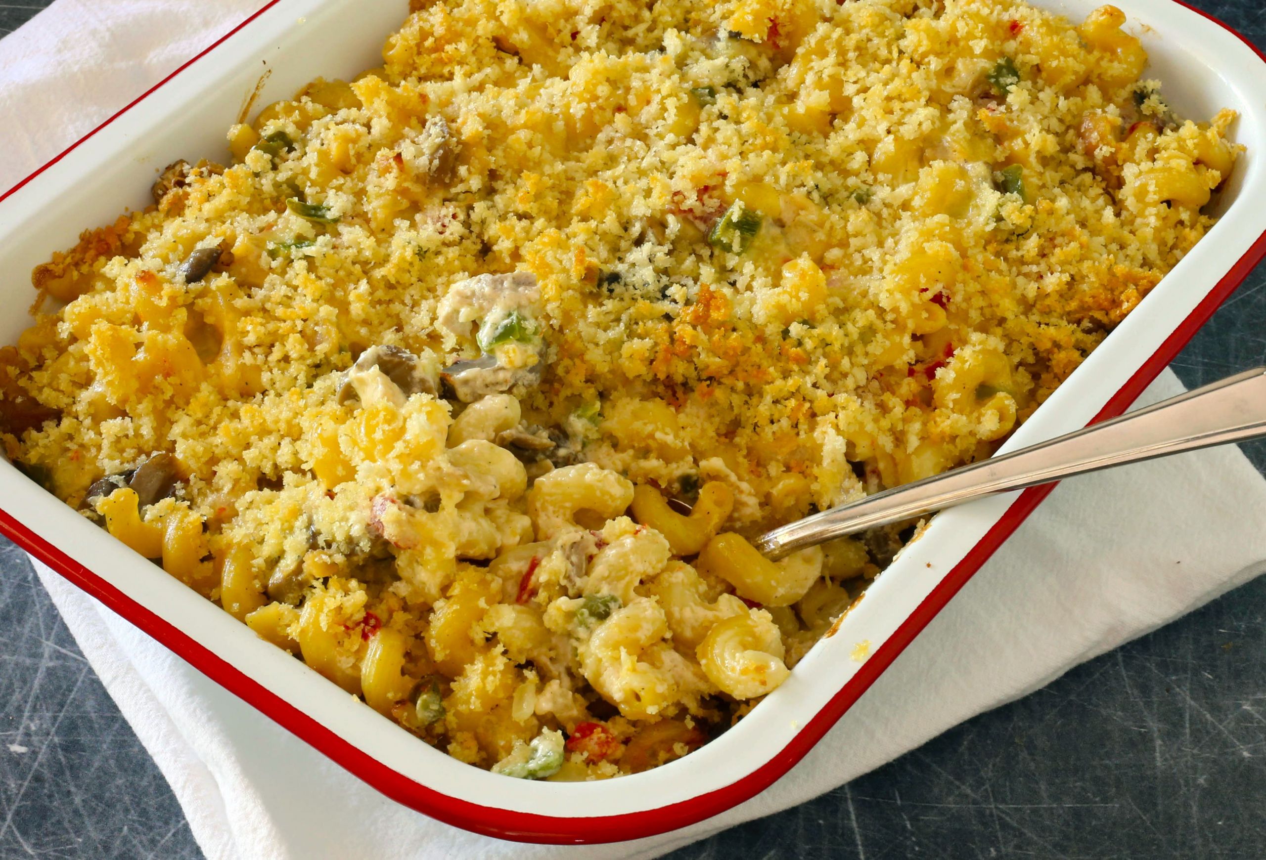 Macaroni And Cheese Chicken Casserole
 Macaroni and Chicken Casserole Recipe