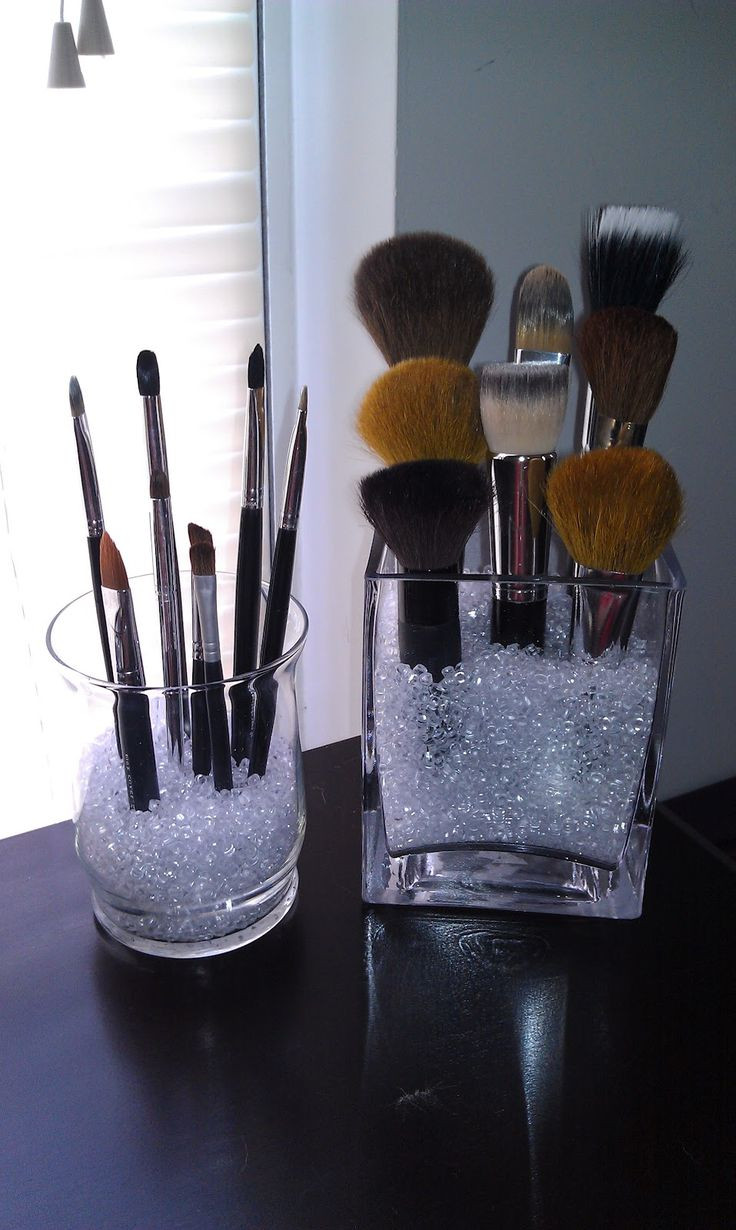 Makeup Brush Organizer DIY
 Diy makeup brush holder Crafts DIY Ideas