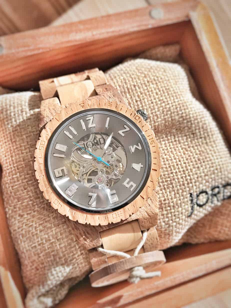 Male High School Graduation Gift Ideas
 Graduation Gift Ideas JORD Men s Watch Housewives of