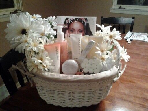 Mary Kay Gift Baskets Ideas
 626 best images about Mary Kay on Pinterest
