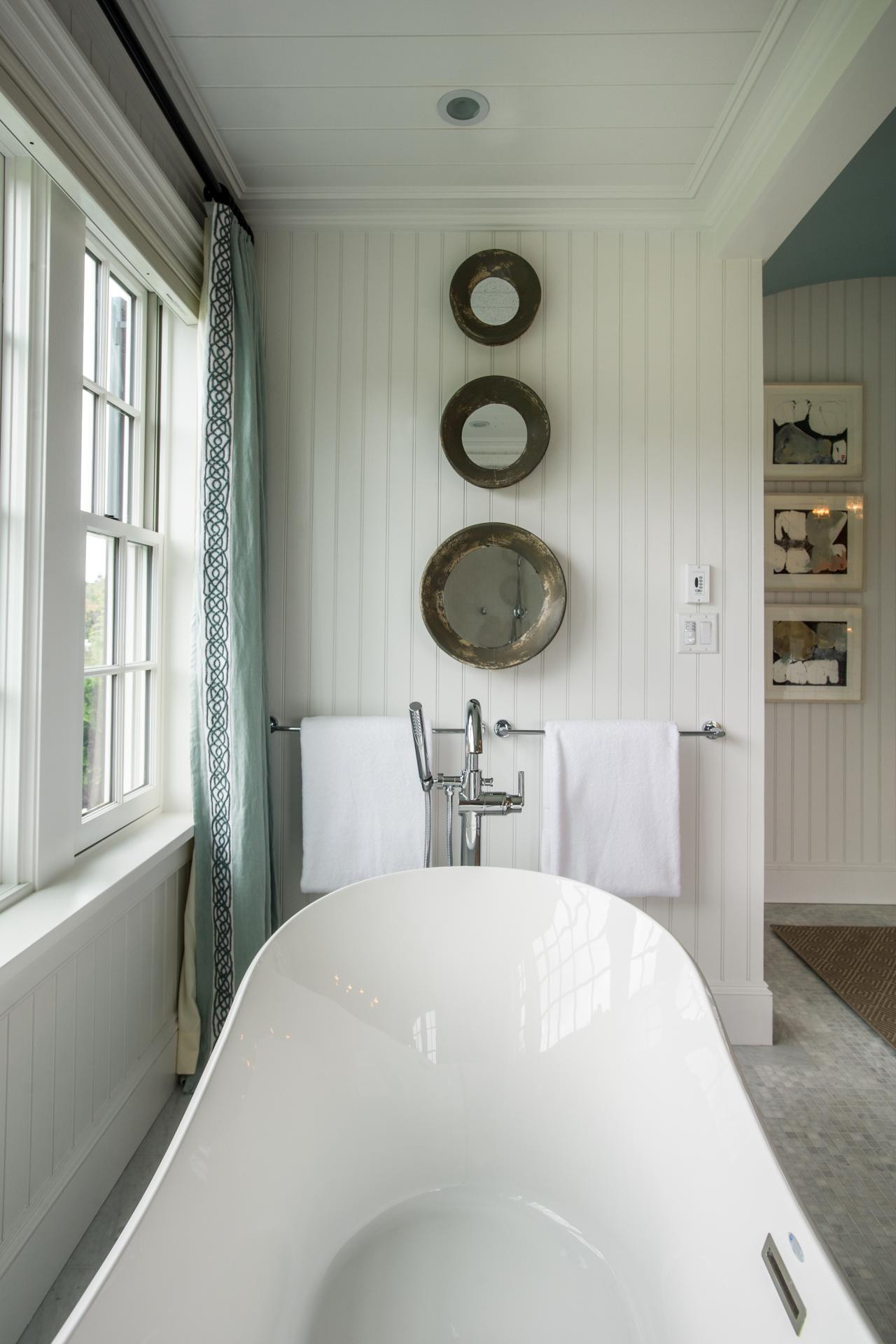Master Bathroom Mirror Ideas
 10 Simple Decorating Ideas from the HGTV Dream Home
