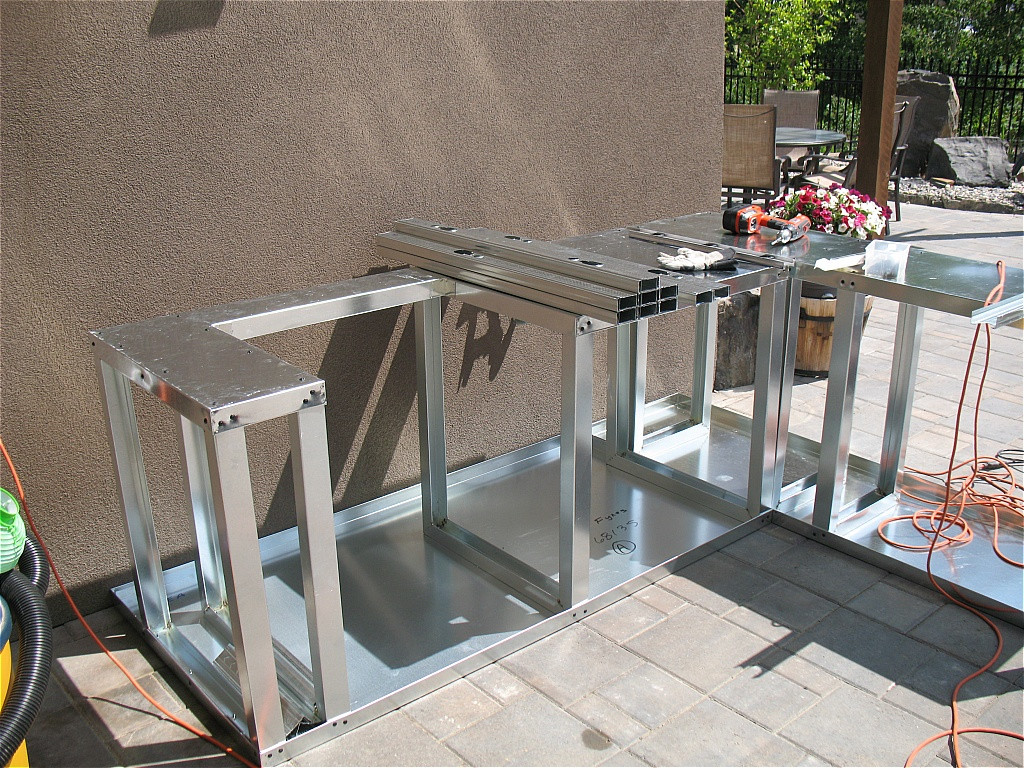 Metal Studs For Outdoor Kitchen
 Kitchens How To Build An Outdoor Kitchen With Metal Studs