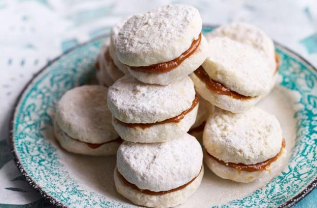 Mexican Cookies Recipes
 Mexican wedding cookies recipe goodtoknow