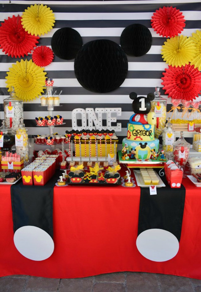 Mickey Mouse Birthday Decorations
 The 11 Best Mickey Mouse Birthday Party Ideas