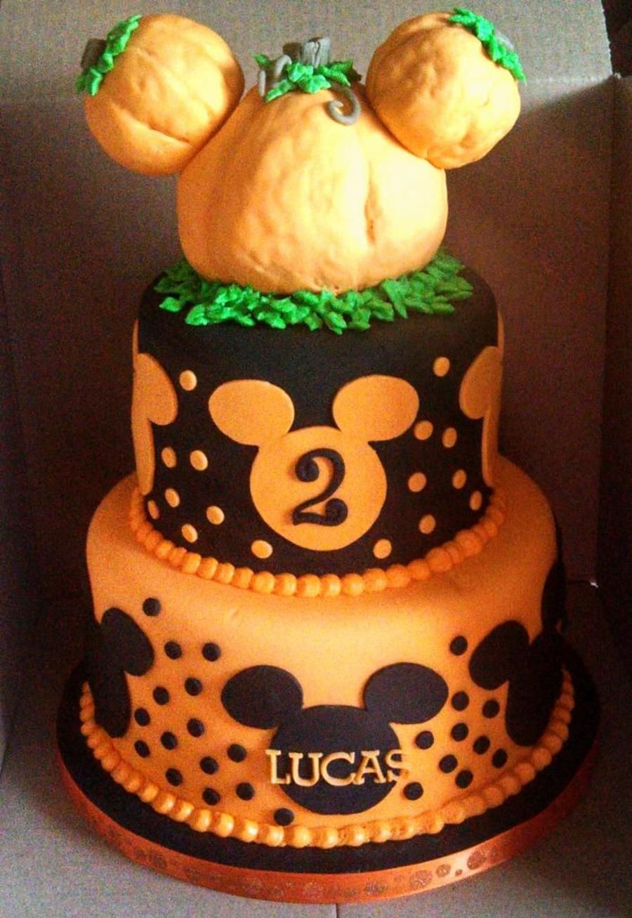 Mickey Mouse Halloween Party Ideas
 Fall halloween Pumpkin Mickey Cake