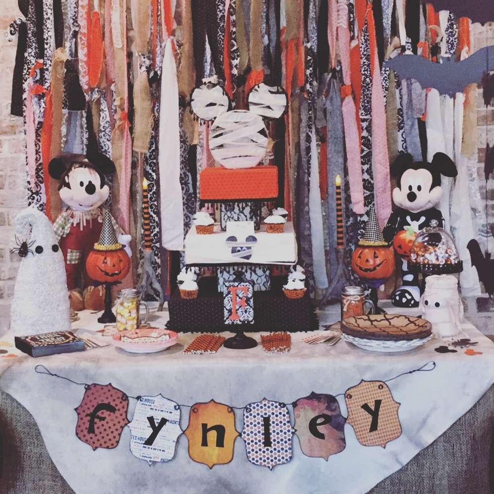 Mickey Mouse Halloween Party Ideas
 Mickey mouse halloween Birthday Party Ideas