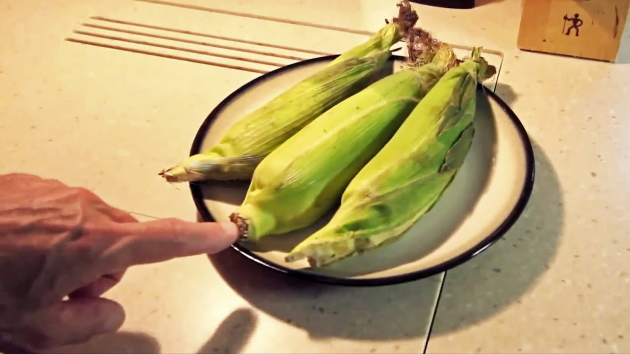 Microwave Corn In Husk
 Microwave Corn on the Cob — No Shucking & Silk Free