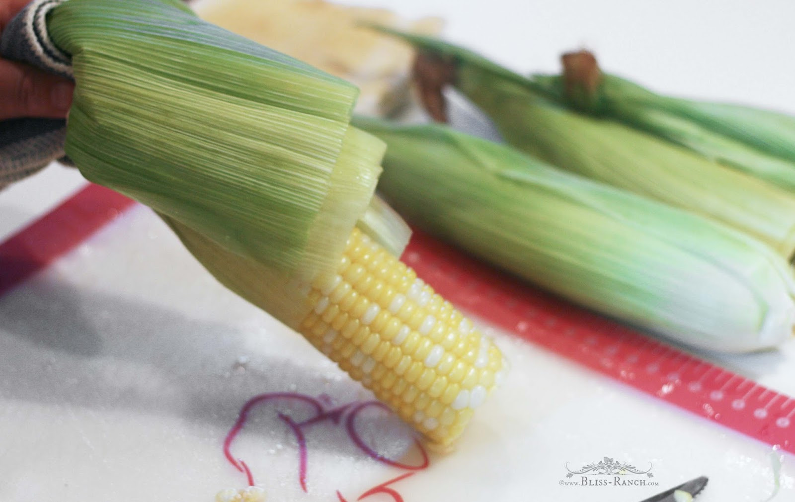 Microwave Corn In Husk
 Bliss Ranch Microwave Corn on Cob plete With Husks and
