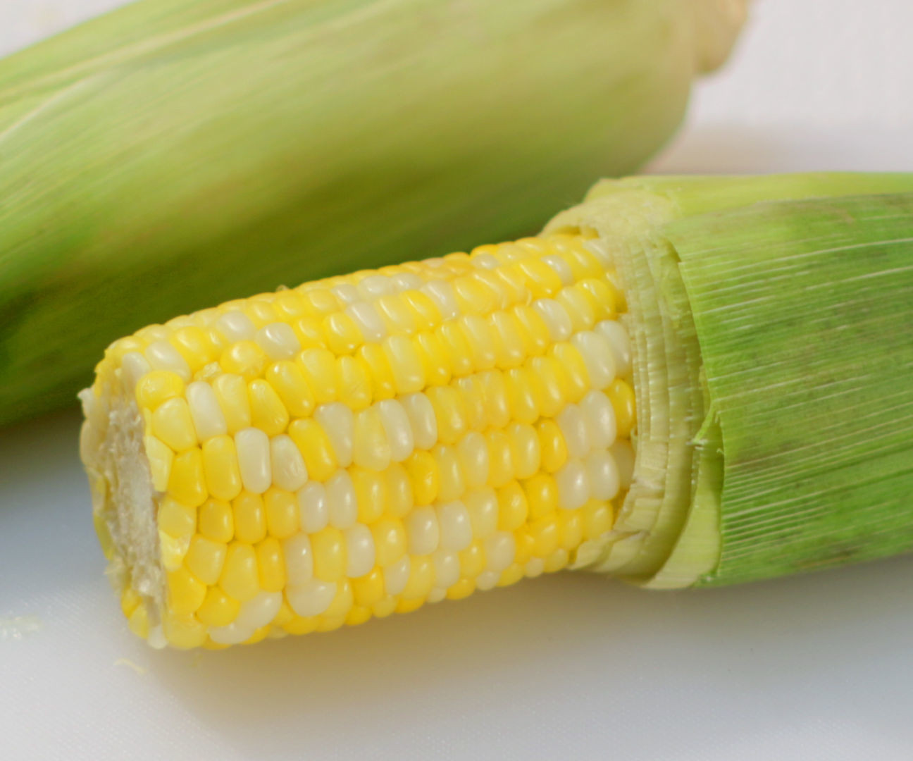 Microwave Shucked Corn On The Cob
 Microwave Corn on the Cob No Shucking No Silks No Fuss