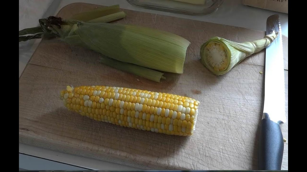 Microwave Shucked Corn On The Cob
 No Shuck Microwave Corn on the Cob in 4 Minutes