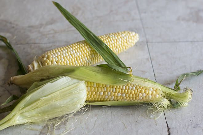 Microwave Shucked Corn On The Cob
 Microwaved Corn on the Cob Recipe