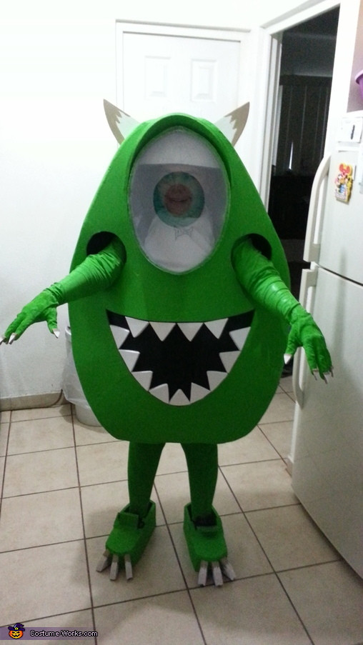 Mike Wazowski Costume DIY
 Creative DIY Mike Wazowski Costume