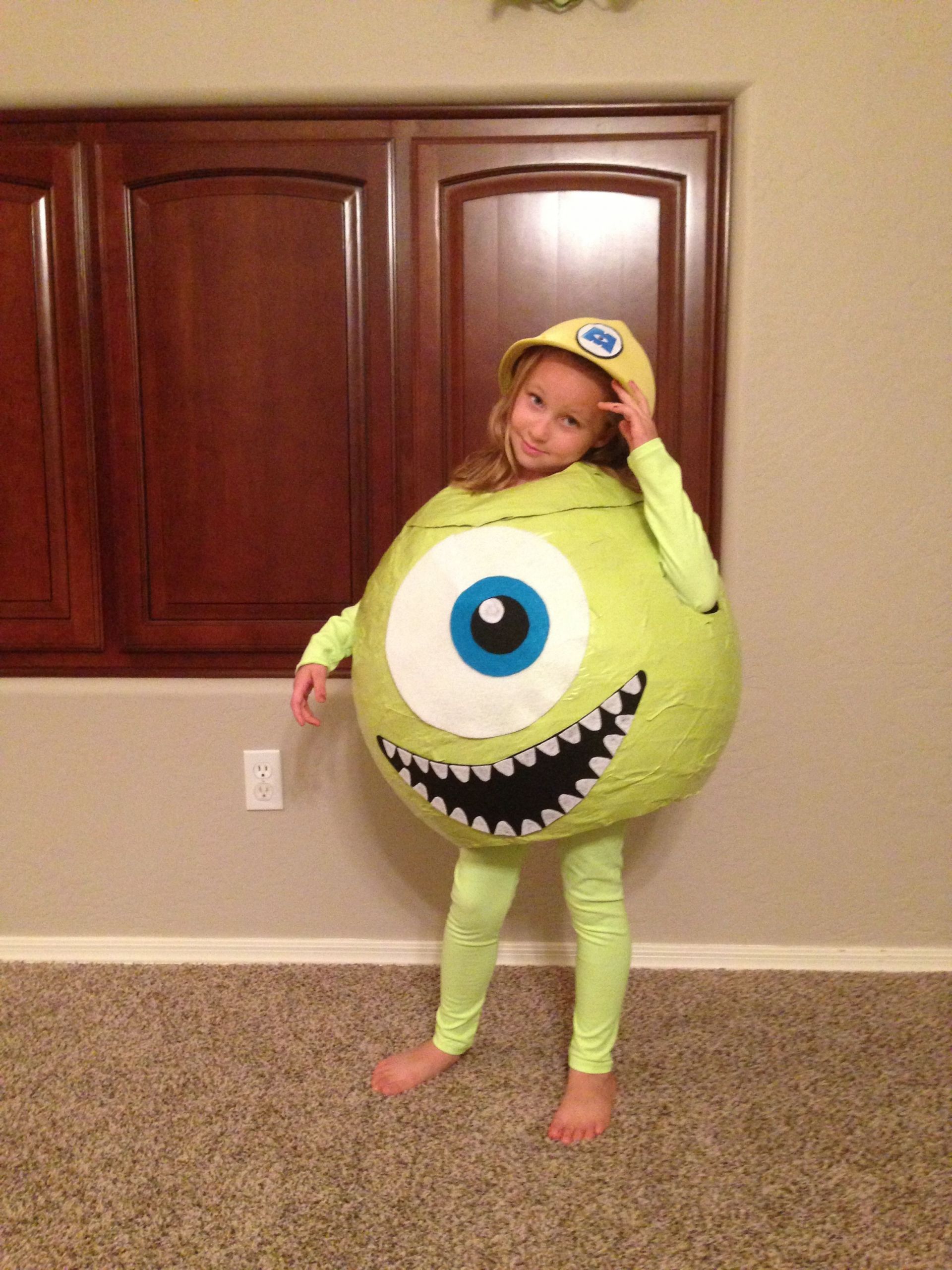 Mike Wazowski Costume DIY
 Mike wazowski costume Monsters inc