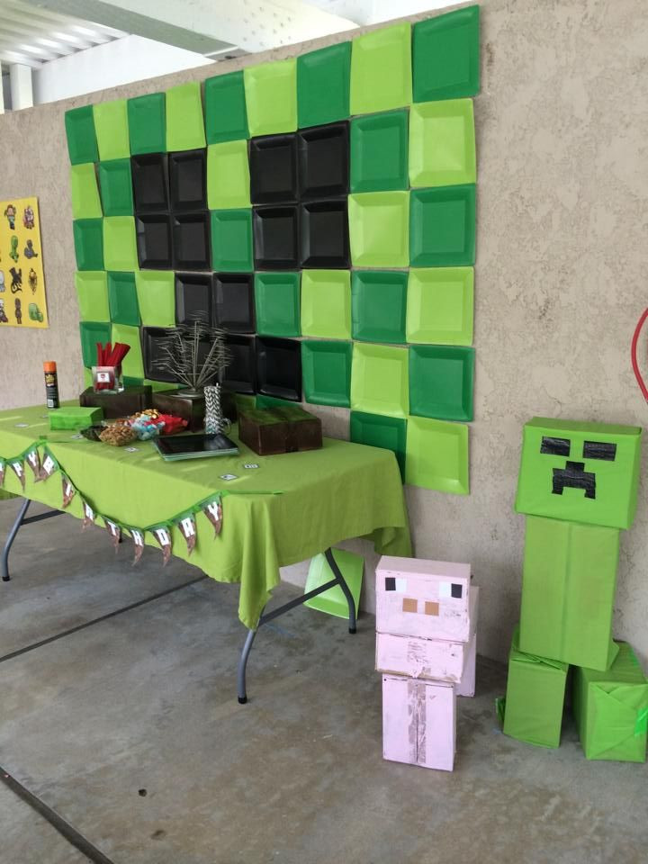 Minecraft Party Decorations DIY
 DIY Ideas for an Awesome Minecraft Party