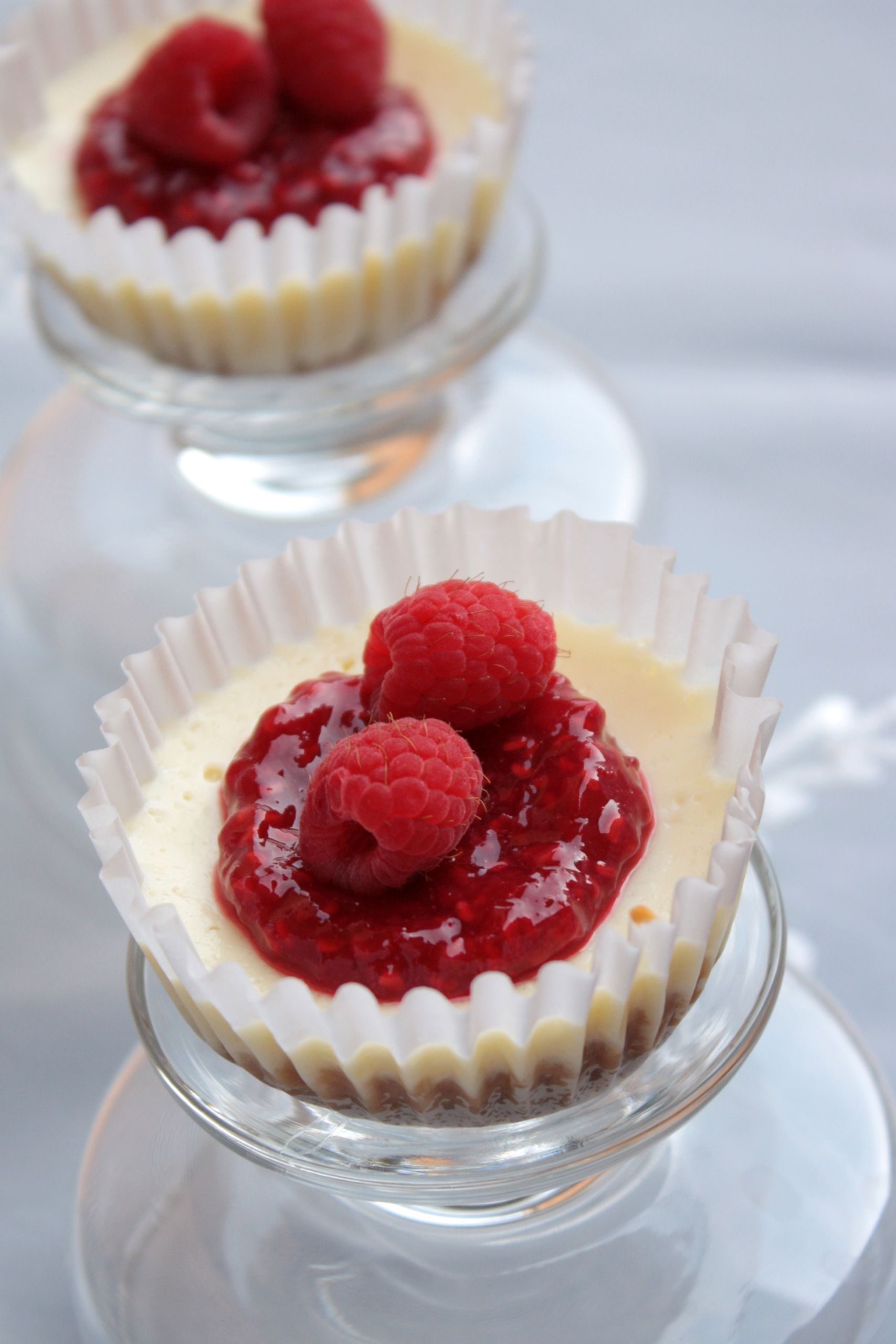 Mini Cheese Cake Cupcakes
 Cheese cupcakes Cheesecake cups Mini cheesecakes