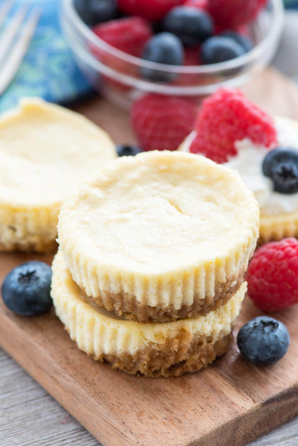 Mini Cheese Cake Cupcakes
 Easy Mini Cheesecakes 4 Ways Crazy for Crust