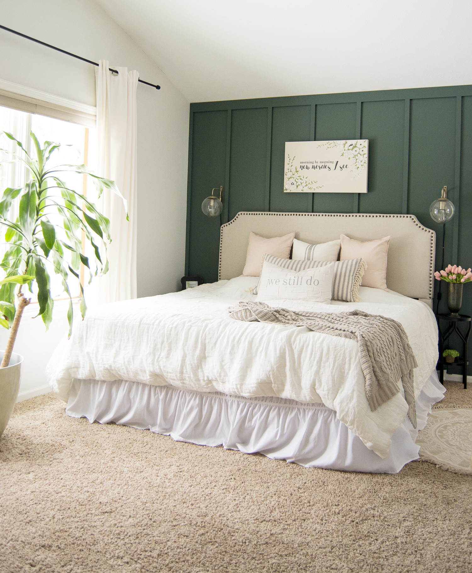 Modern Chic Bedroom Ideas
 Key Elements of a Modern Farmhouse Bedroom