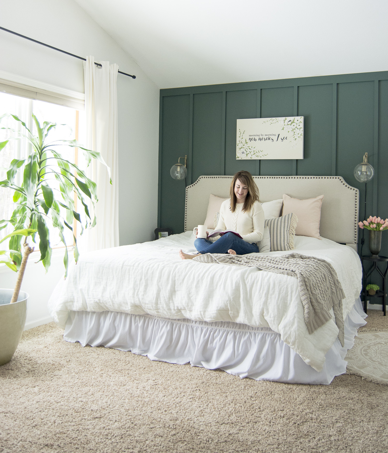 Modern Farmhouse Bedroom
 Key Elements of a Modern Farmhouse Bedroom