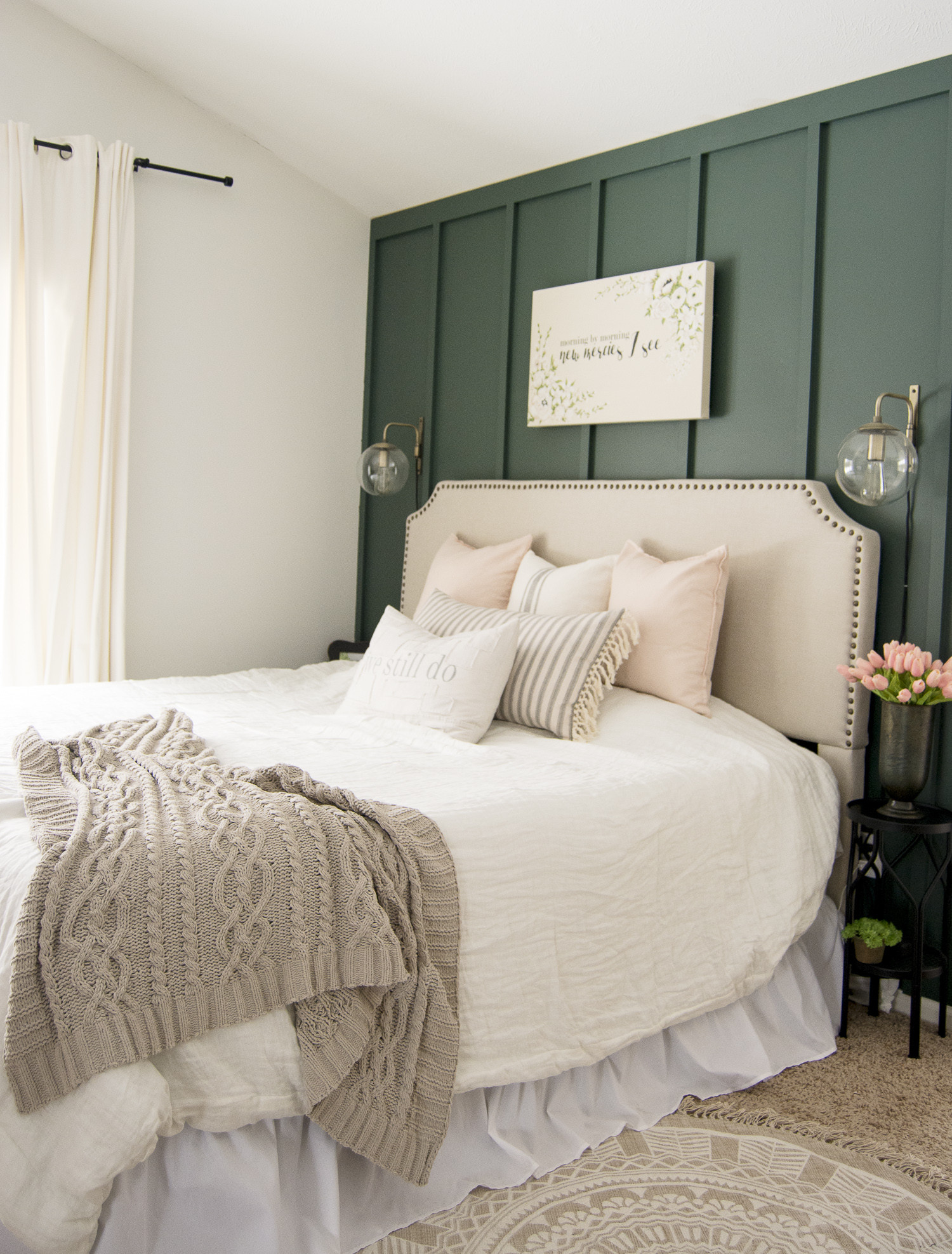 Modern Farmhouse Bedroom
 Key Elements of a Modern Farmhouse Bedroom