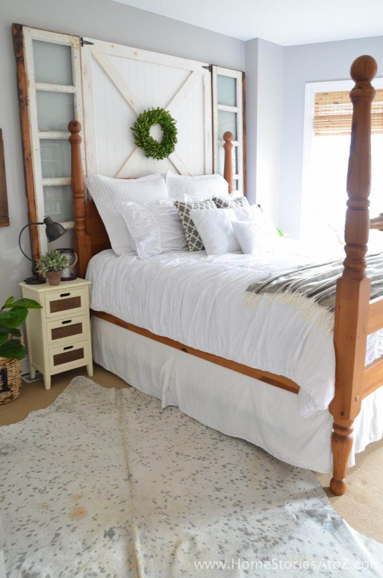 Modern Farmhouse Bedroom
 5 Affordable Tips to Creating a Modern Farmhouse Look in