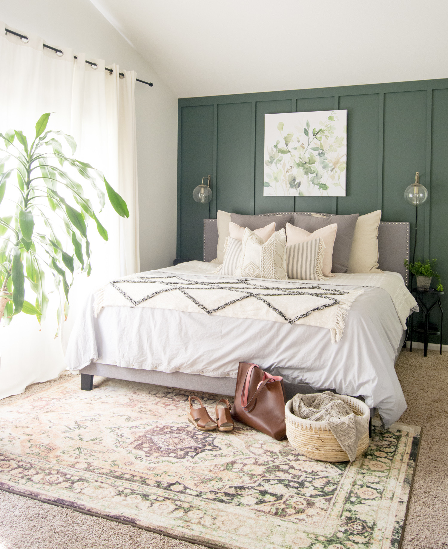 Modern Farmhouse Bedroom
 3 Tips for Styling Modern Farmhouse Bedding