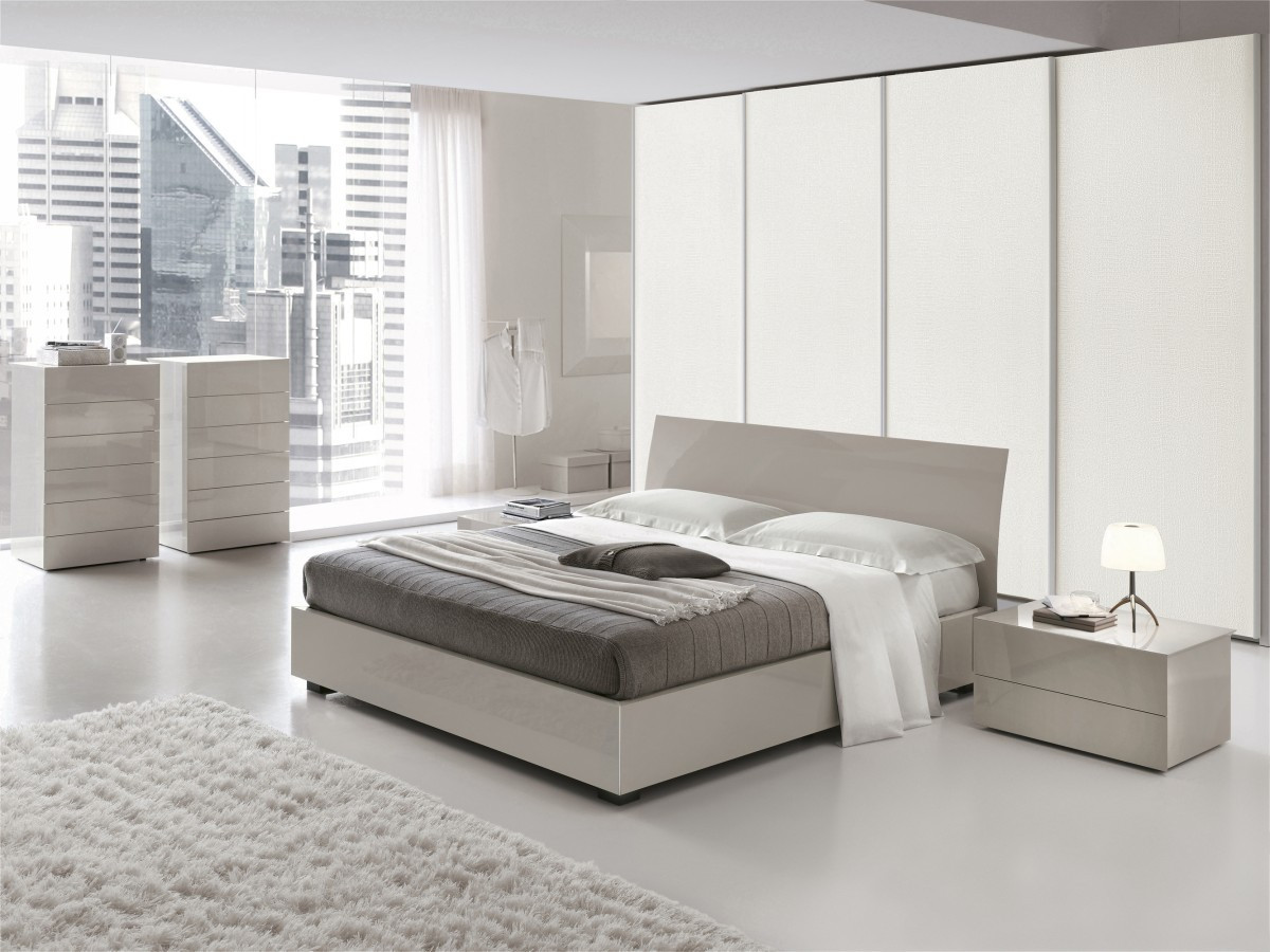 Modern Gray Bedroom
 Karisma Contemporary Grey Bed Made In Italy