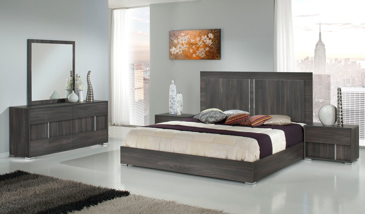 Modern Gray Bedroom
 Modrest Luca Italian Modern Grey Bedroom Set