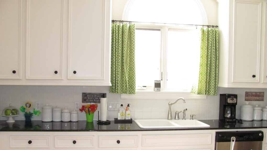 Modern Kitchen Valances
 Modern Curtains for Kitchens of Today