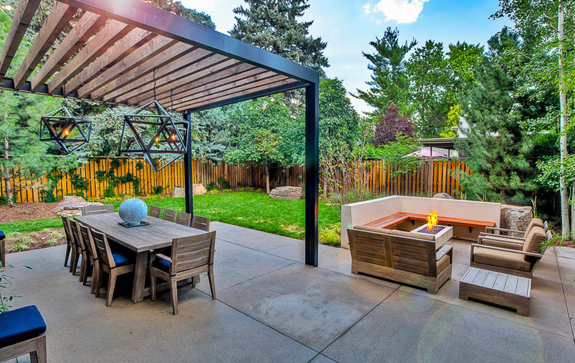 Modern Outdoor Landscape
 Modern Outdoor Living Space in Park Hill Mile High