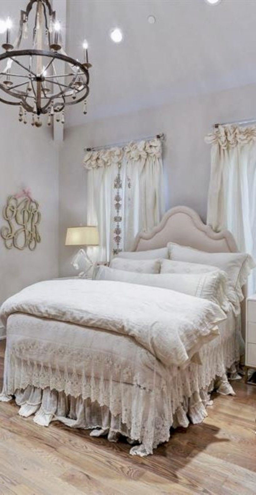 Modern Shabby Chic Bedrooms
 38 Romantic Shabby Chic Master Bedroom Ideas