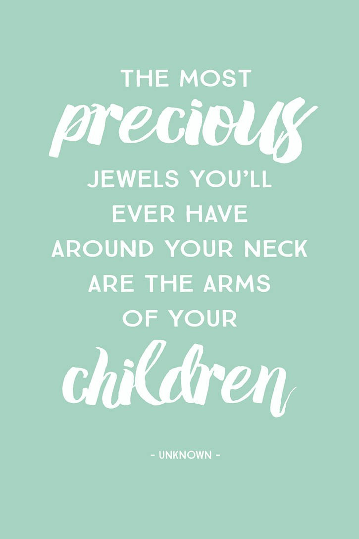 Motherhod Quotes
 5 Beautiful Quotes About Motherhood