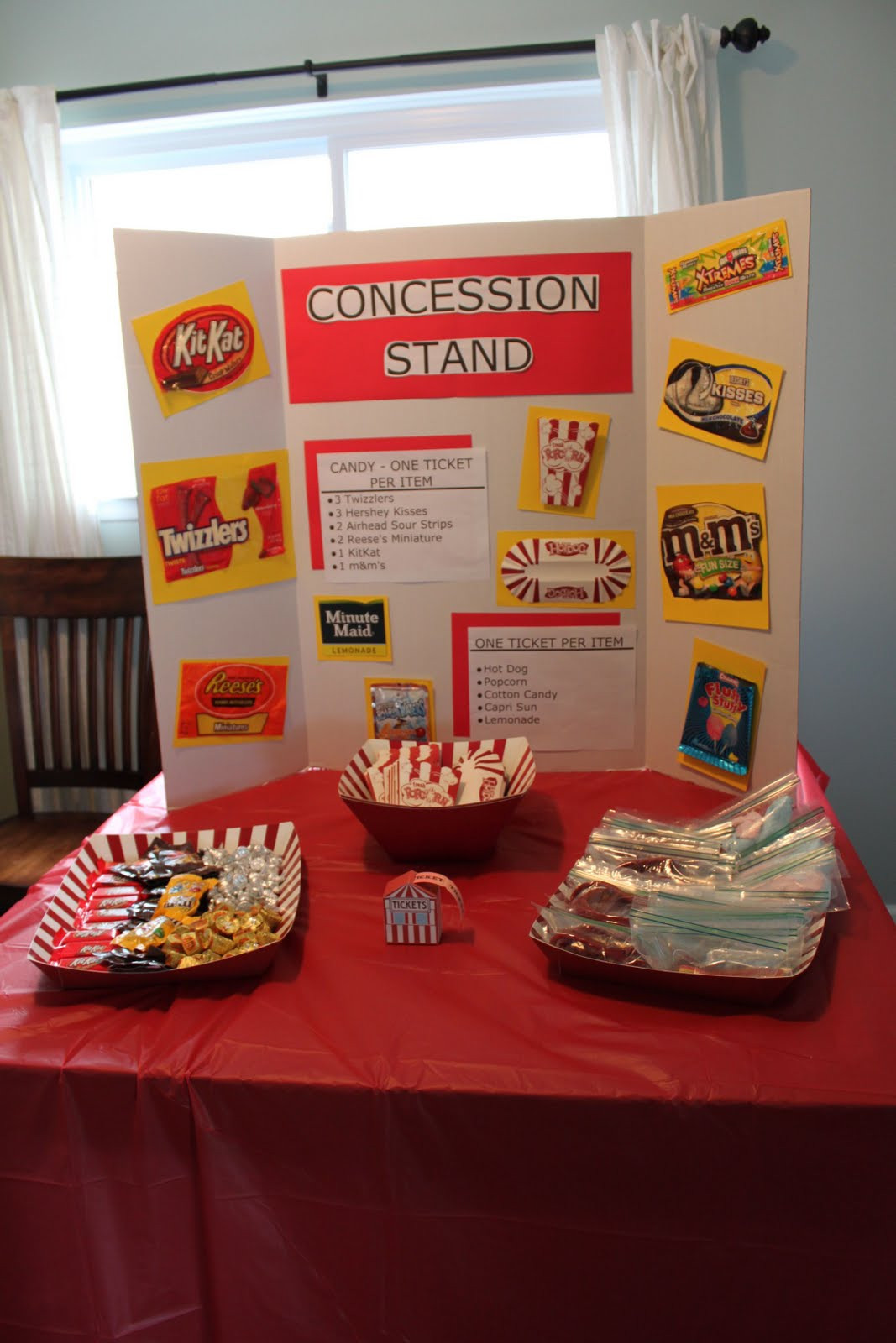 Movie Home Birthday Party Ideas
 Organizing As A Parent Drive In Movie Birthday Party