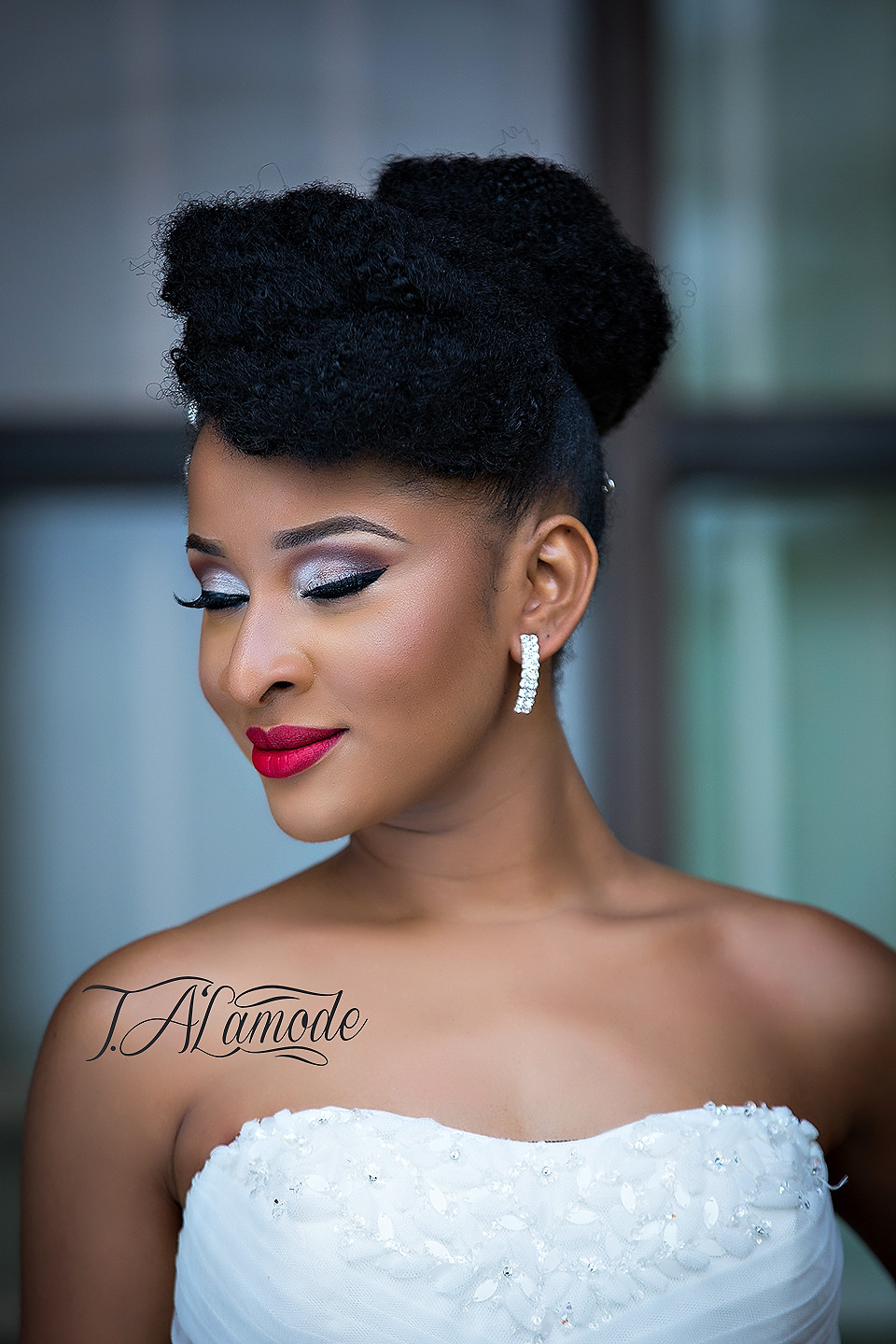 Natural Hairstyles For Brides
 Striking Natural Hair Looks for the 2015 Bride T Alamode