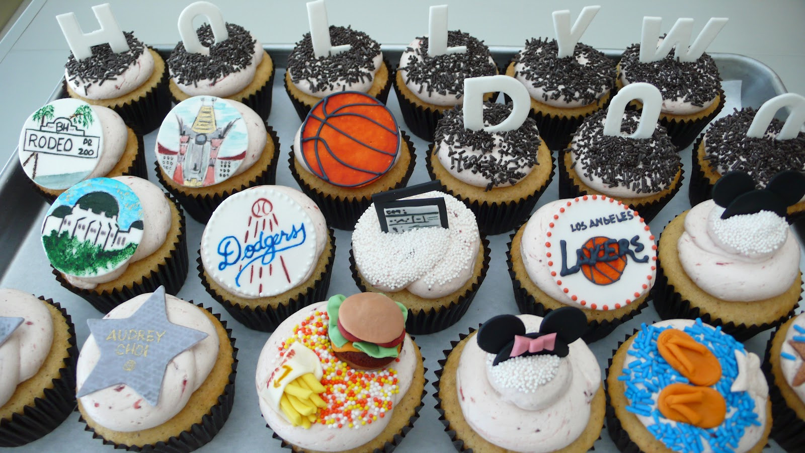 New York Cupcakes
 Dough and Batter new york city to los angeles inspired