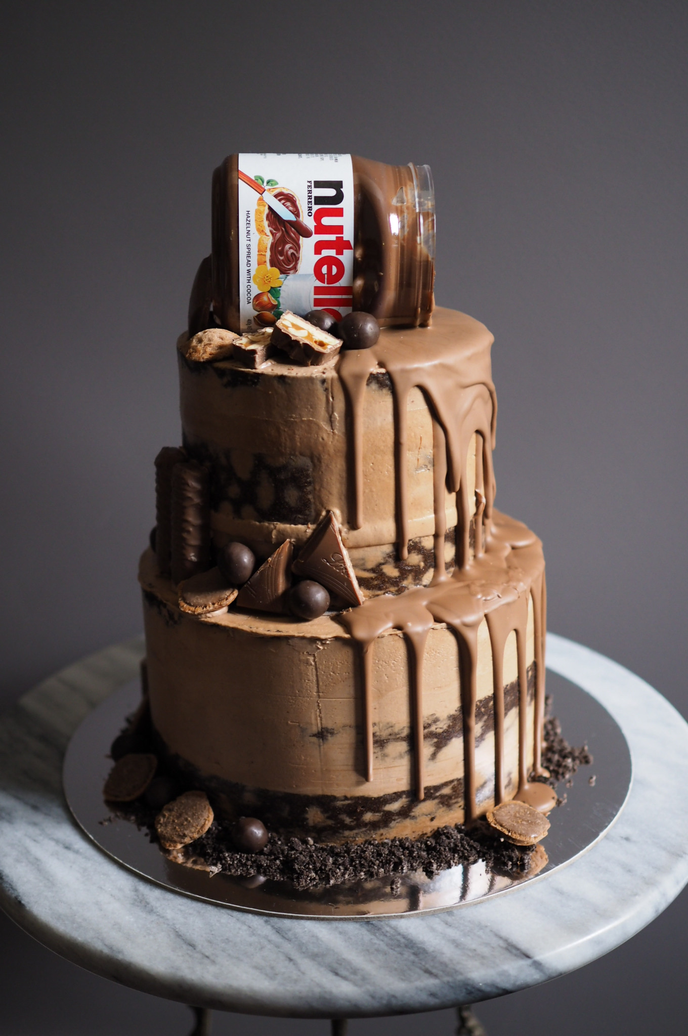 Nutella Birthday Cake
 Nutella Birthday Cakes