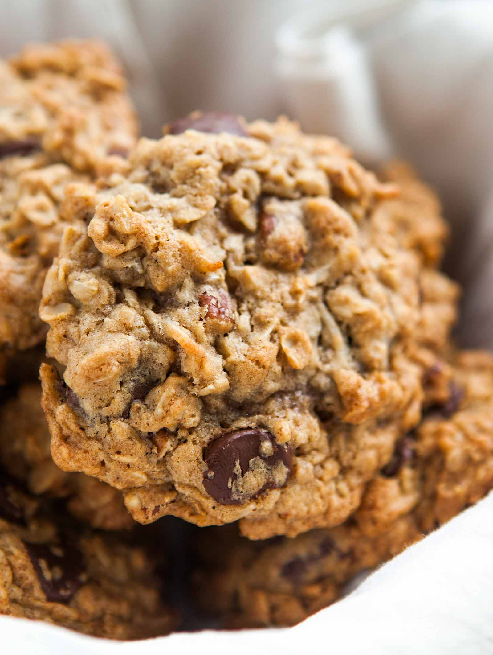 Oatmeal Cookies Recipes
 BEST Oatmeal Chocolate Chip Cookies Recipe
