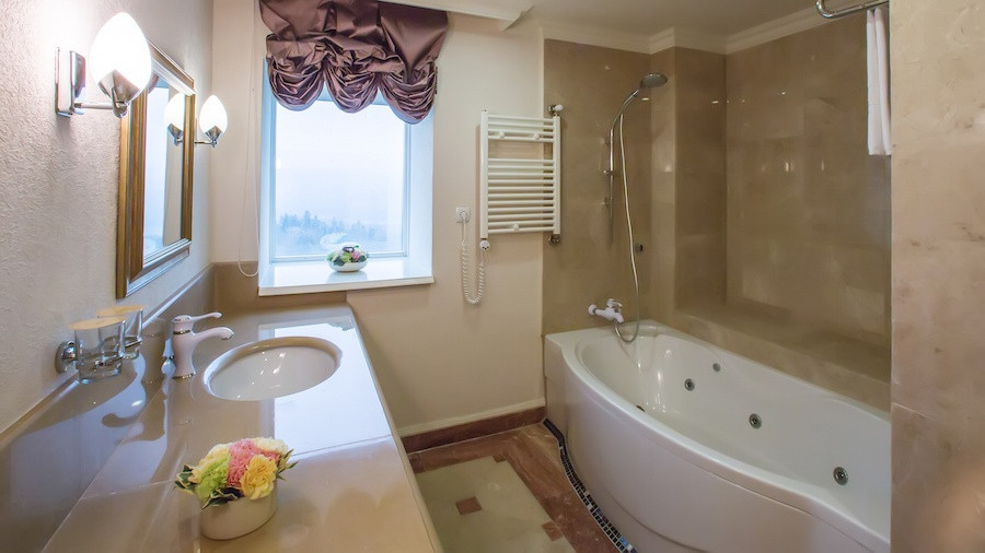 One Day Bathroom Remodel Cost
 Quickly Transform Your Bathroom e Day Remodeling