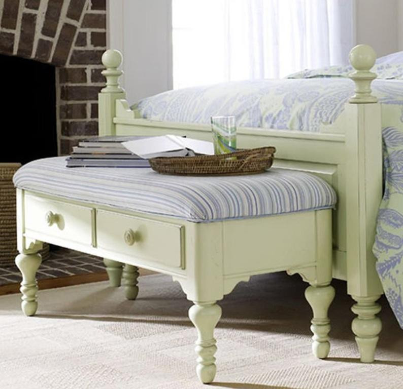 Ottoman Storage Bedroom
 10 Beautiful Storage Ottoman Bench Ideas for the Bedroom